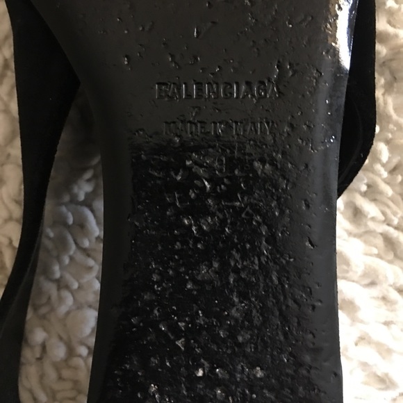 Balenciaga Black and Gold Sandals - Picture 8 of 10